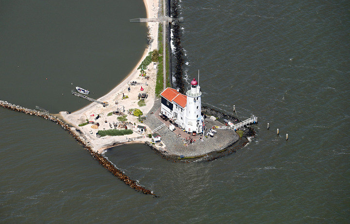 Marken - vuurtoren "Het Paard van Marken" e.o