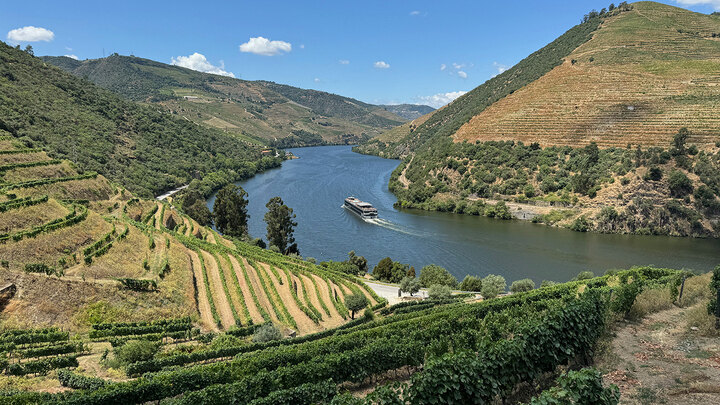 Tobuaço- Praia de Mira - Aveira - St Nazare - Tomar- Alcobaça - Bathalha